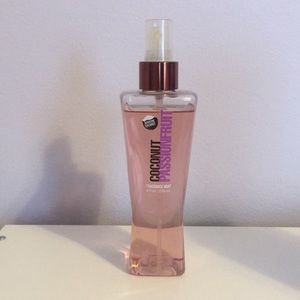 lira other jumper poshmark bath and body works belmar